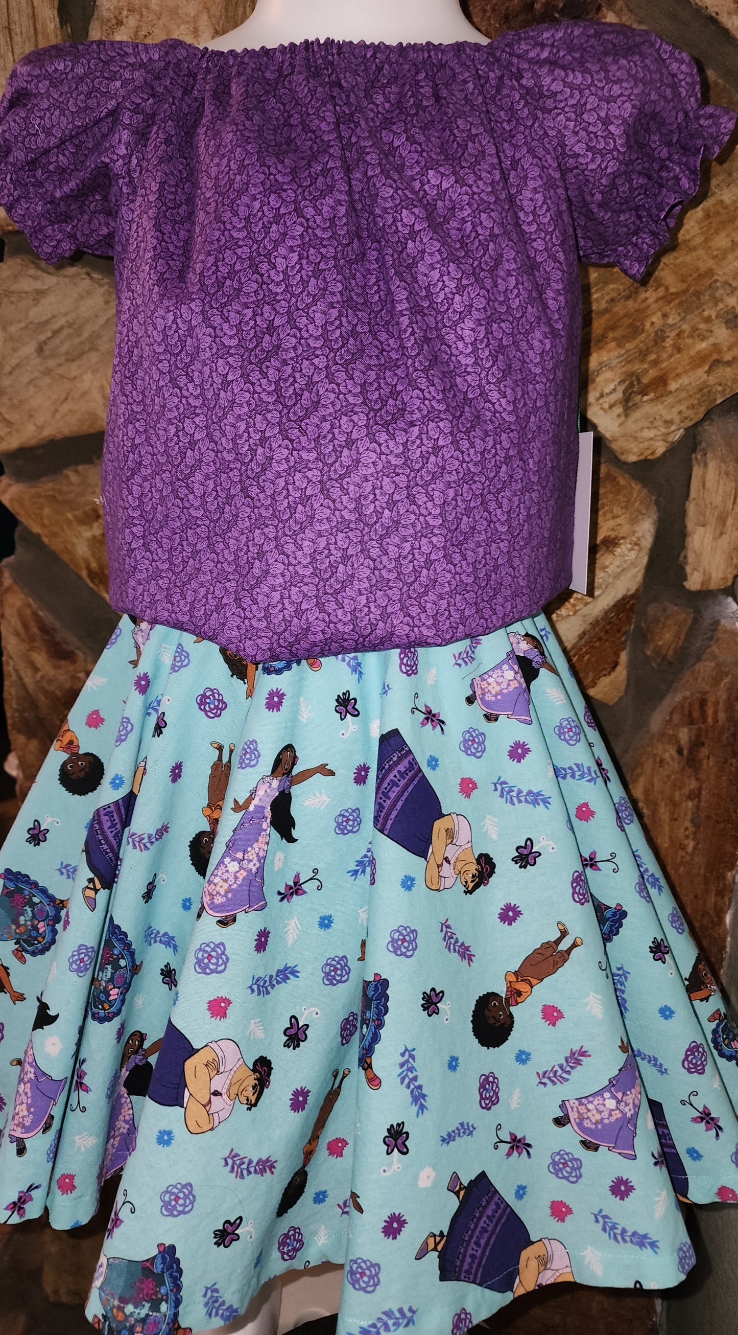 Encanto Size 7 Skirt Set
