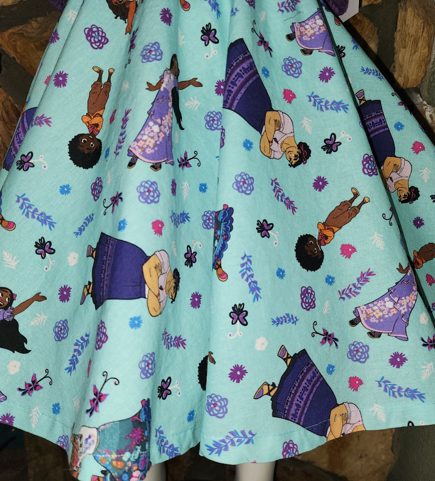 Encanto Size 7 Skirt Set