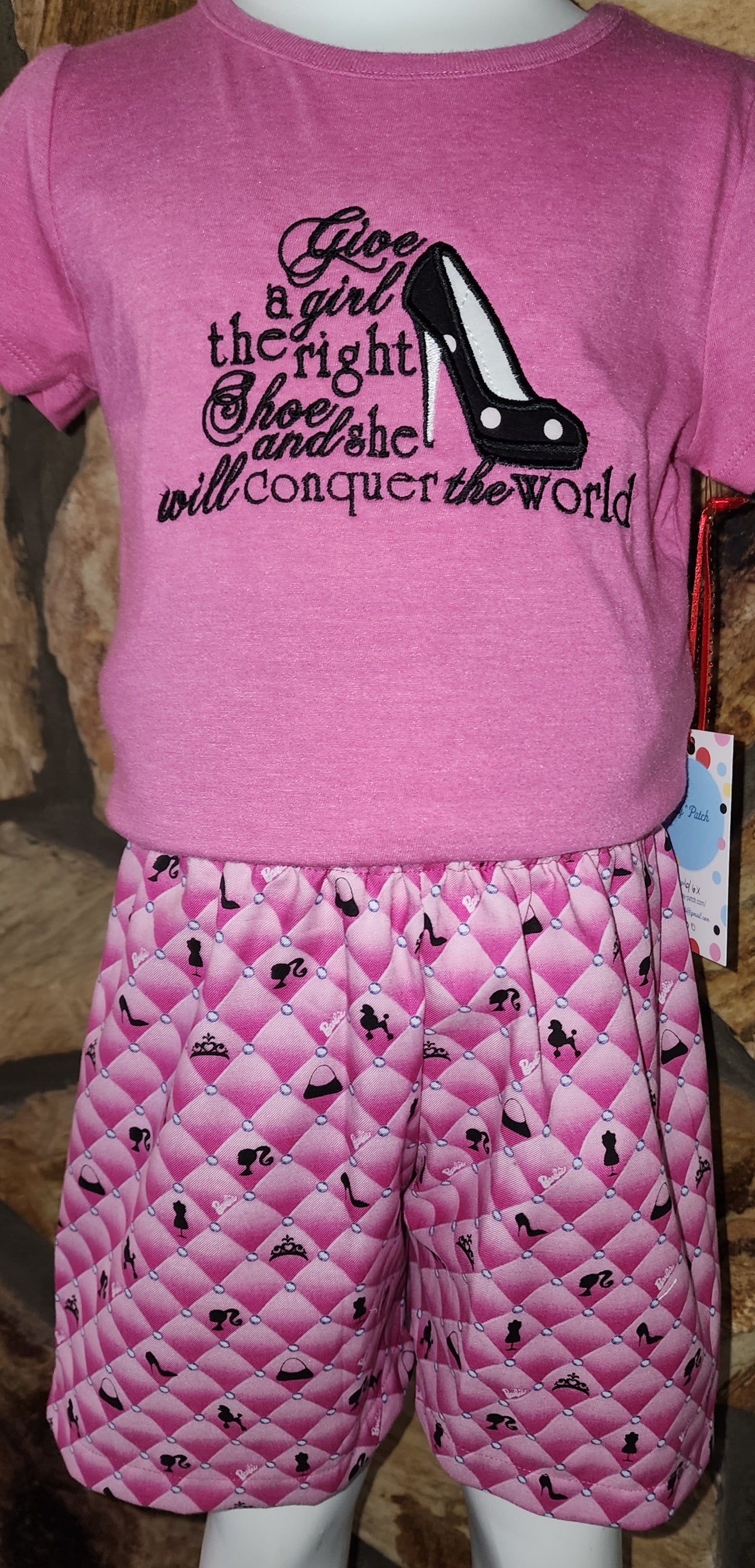 Give a Girl the Right Shoe Two Piece Short Set Size 6/6x