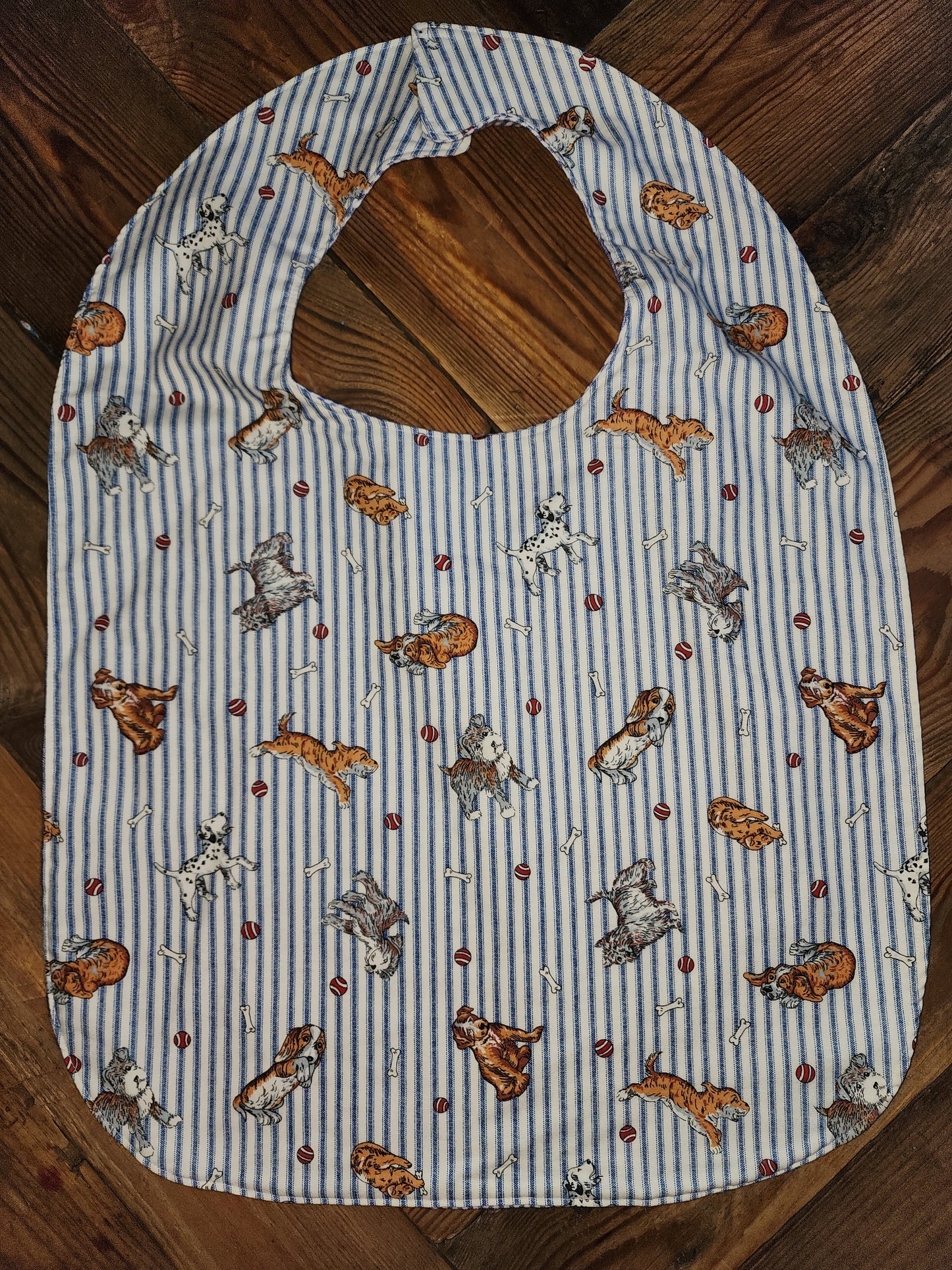 Playful Puppies Adult Bib
