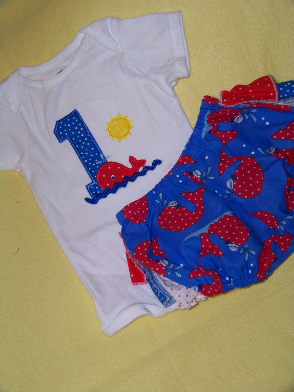 Whale and Polka Dots Size 18m Two Piece Ruffle Bottom Set
