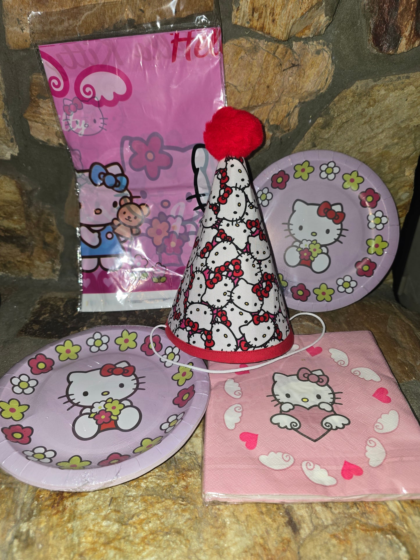 Hello Kitty Birthday Hat and Party Supplies